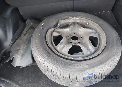 2017 Toyota Rav4 Le z USA, uszkodzony, nr VIN 2T3ZFREV8HW366827